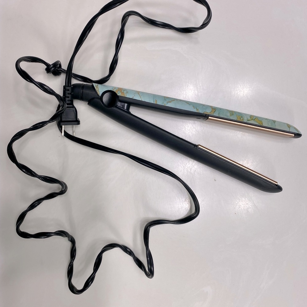 Remington Hair Straightener